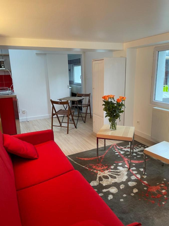Au Calme Dans Jardin A 30min De Paris Avec Nouvelle Literie Apartment *